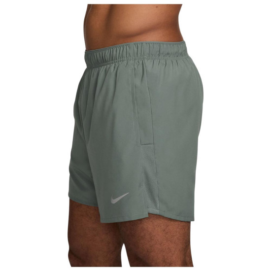 Nike Ανδρικό σορτς Challenger Dri-FIT 5'' Brief-Lined Versatile Shorts Nike Ανδρικό σορτς Challenger Dri-FIT 5'' Brief-Lined Versatile Shorts